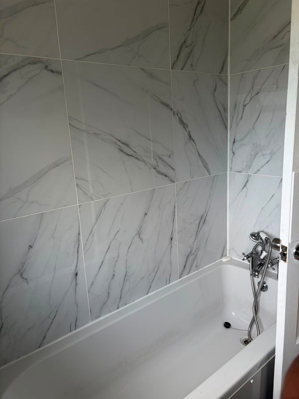 Room Windham Avenue in Greater London