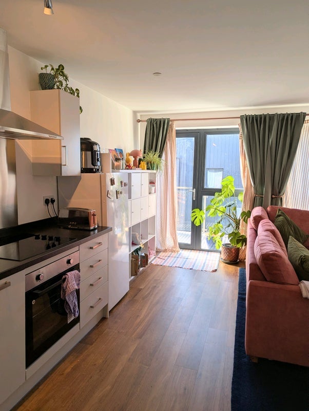 Room Essex Street in Bristol