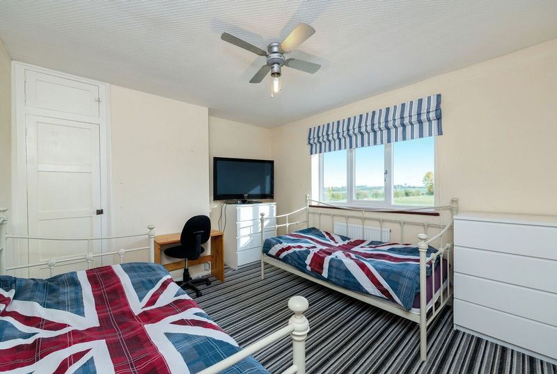 House Cawdor Crescent in Greater London