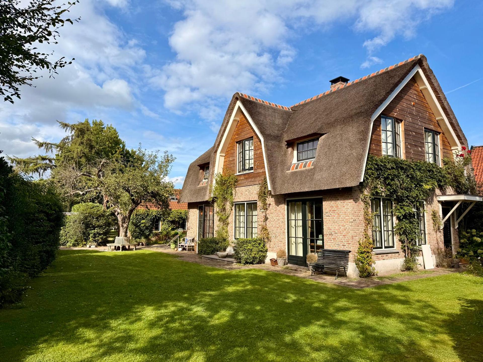 Huis Nieuweweg 42 in Eemnes