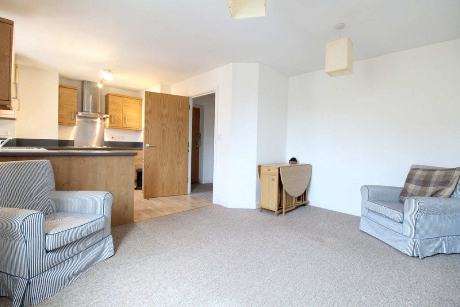 Flat Mortimer Gardens in Colchester