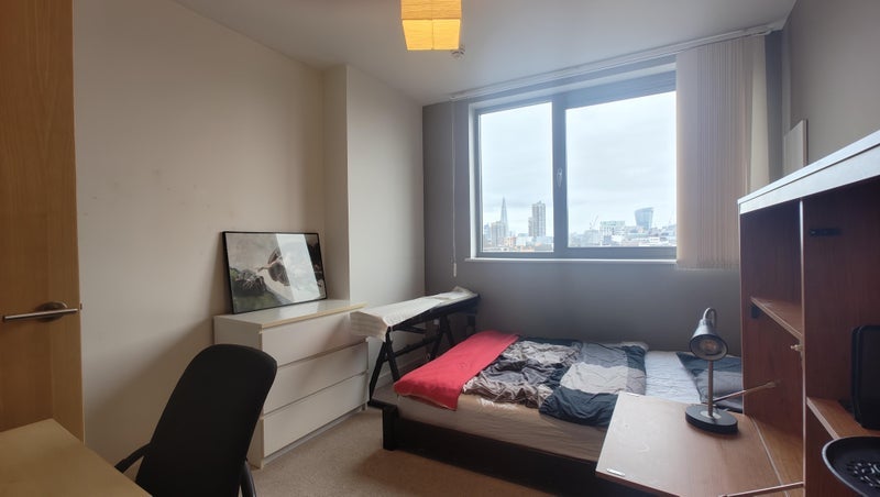 Room Spencer Way in Greater London