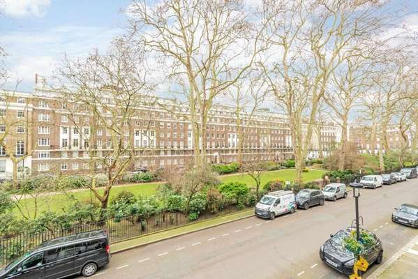 Flat Bryanston Square in City of Westminster