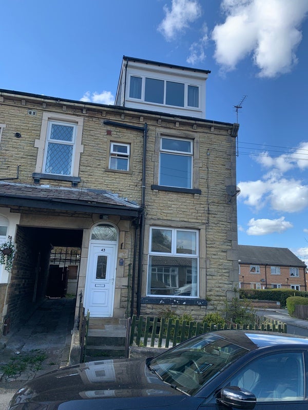House Charnwood Road in Bradford