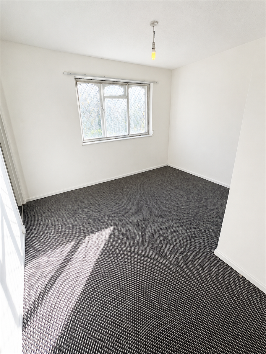Flat Carnegie Avenue in Sandwell