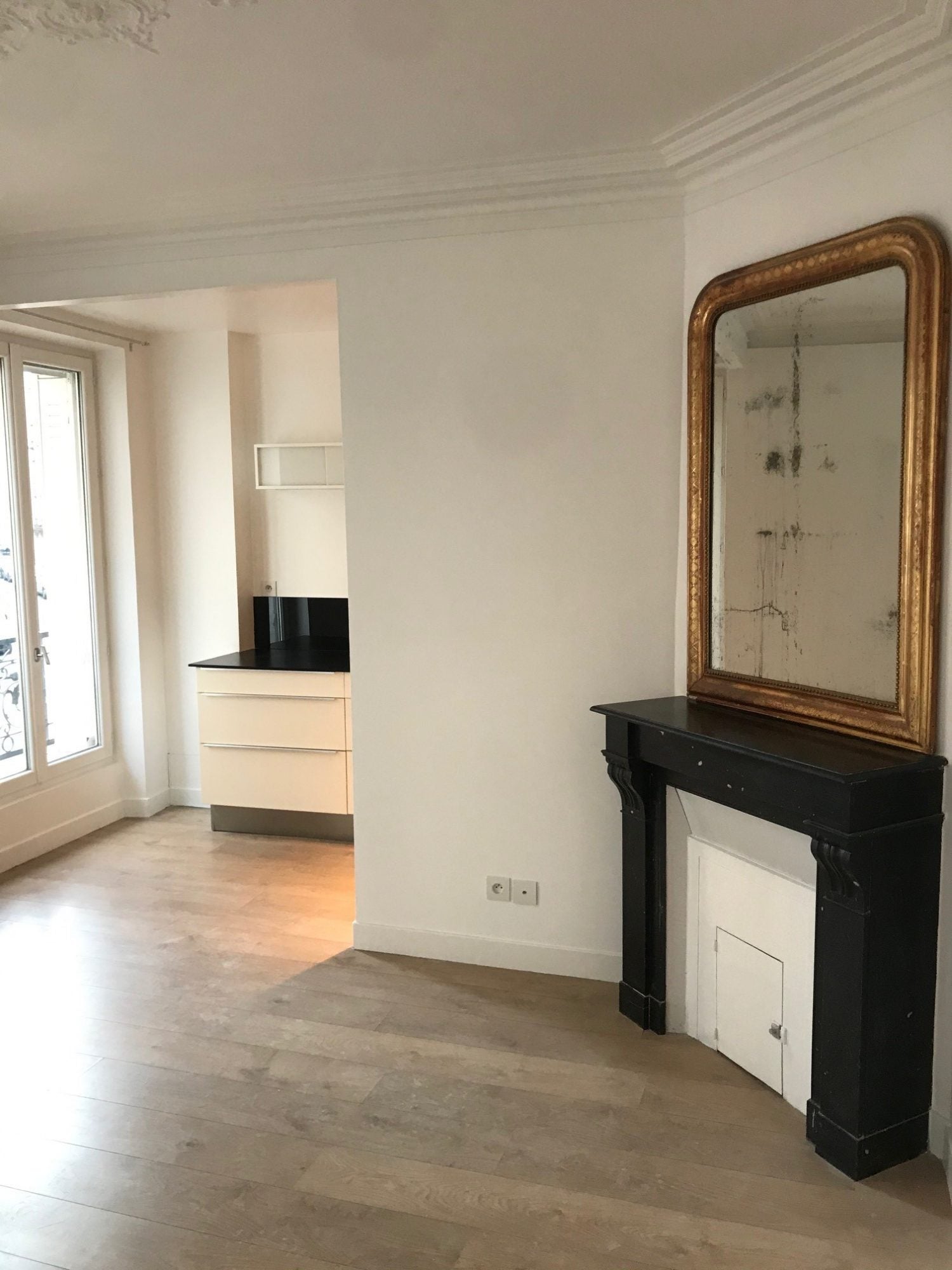 Appartement Rue Montcalm à Paris