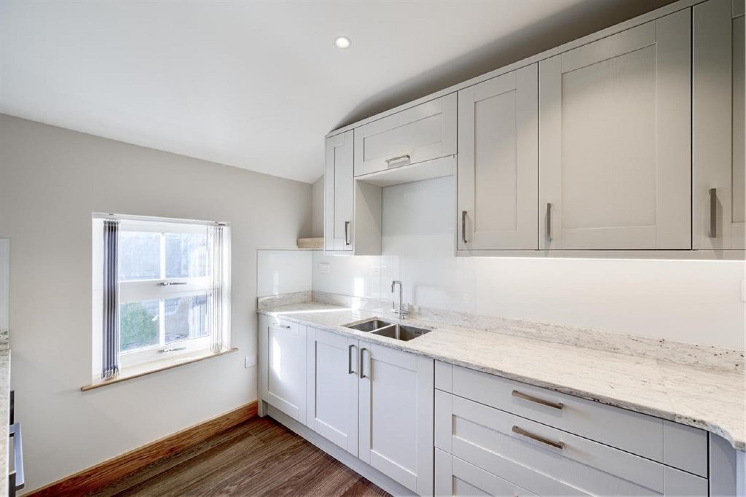Flat Lordswood Road in Birmingham