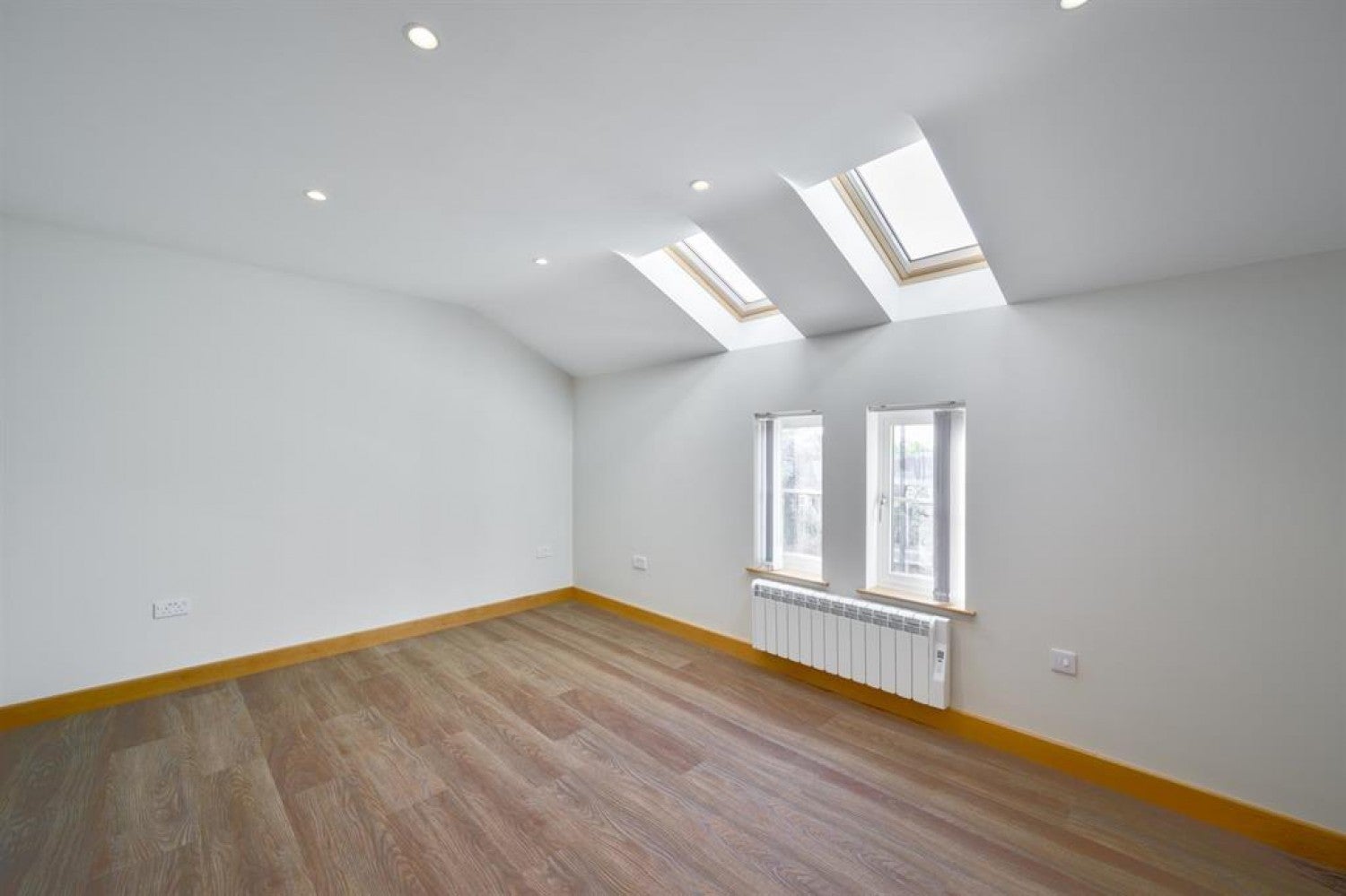 Flat Lordswood Road in Birmingham
