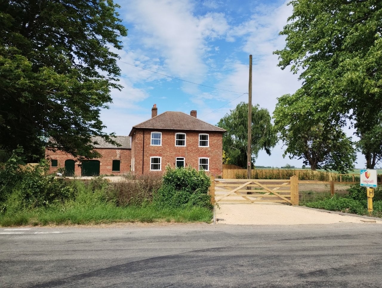 House North Gate in South Holland