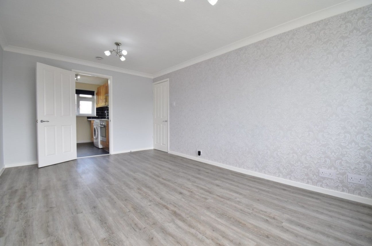 Flat Rangifer Road in Lichfield