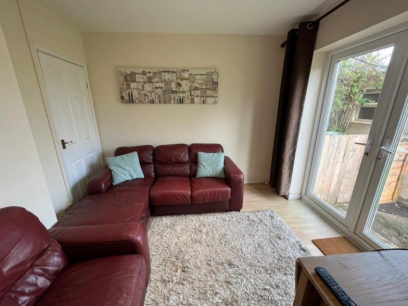 Room Conygre Grove in Bristol