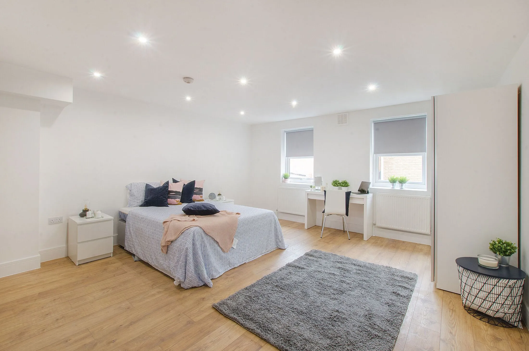Flat Camberwell Road in Greater London
