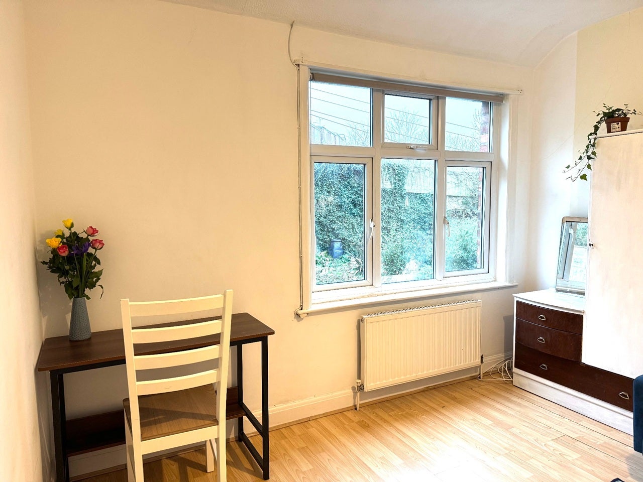 Flat Coombe Road in Brighton