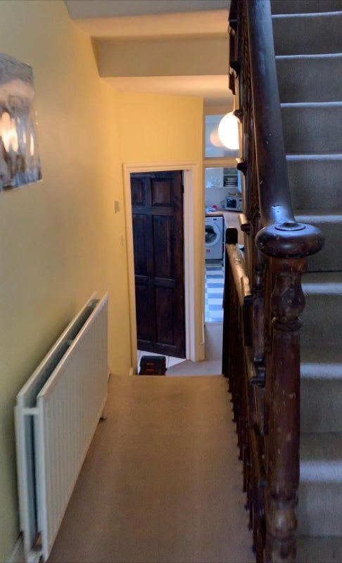 Room Ilderton Road in Greater London