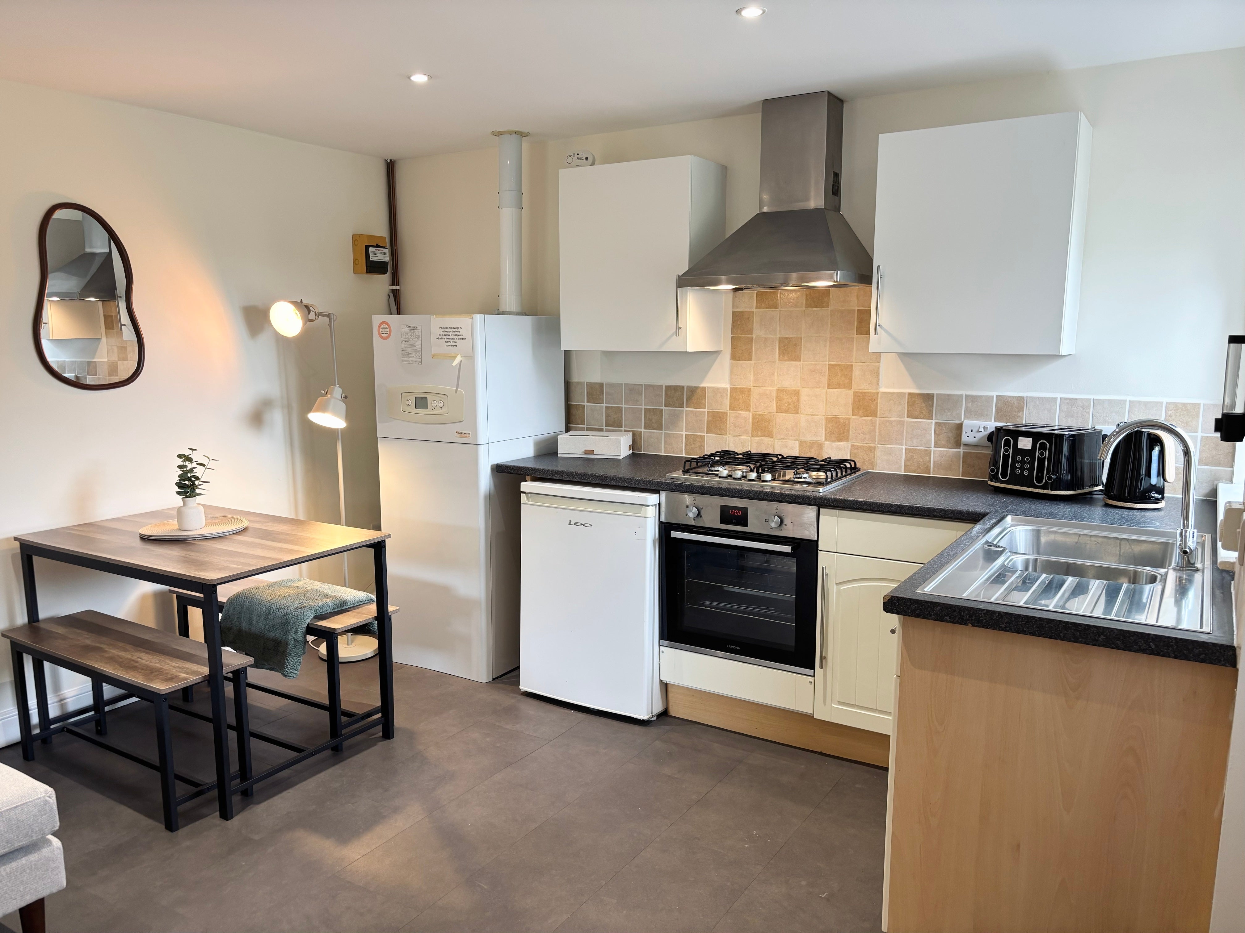 Flat Lower Bath Road in Bridgwater