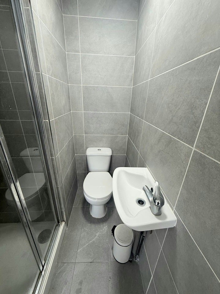 Room Ruskin Avenue in Greater London