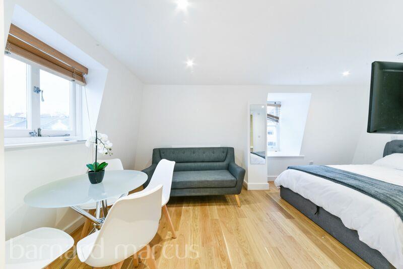 Flat Coleherne Road in Greater London