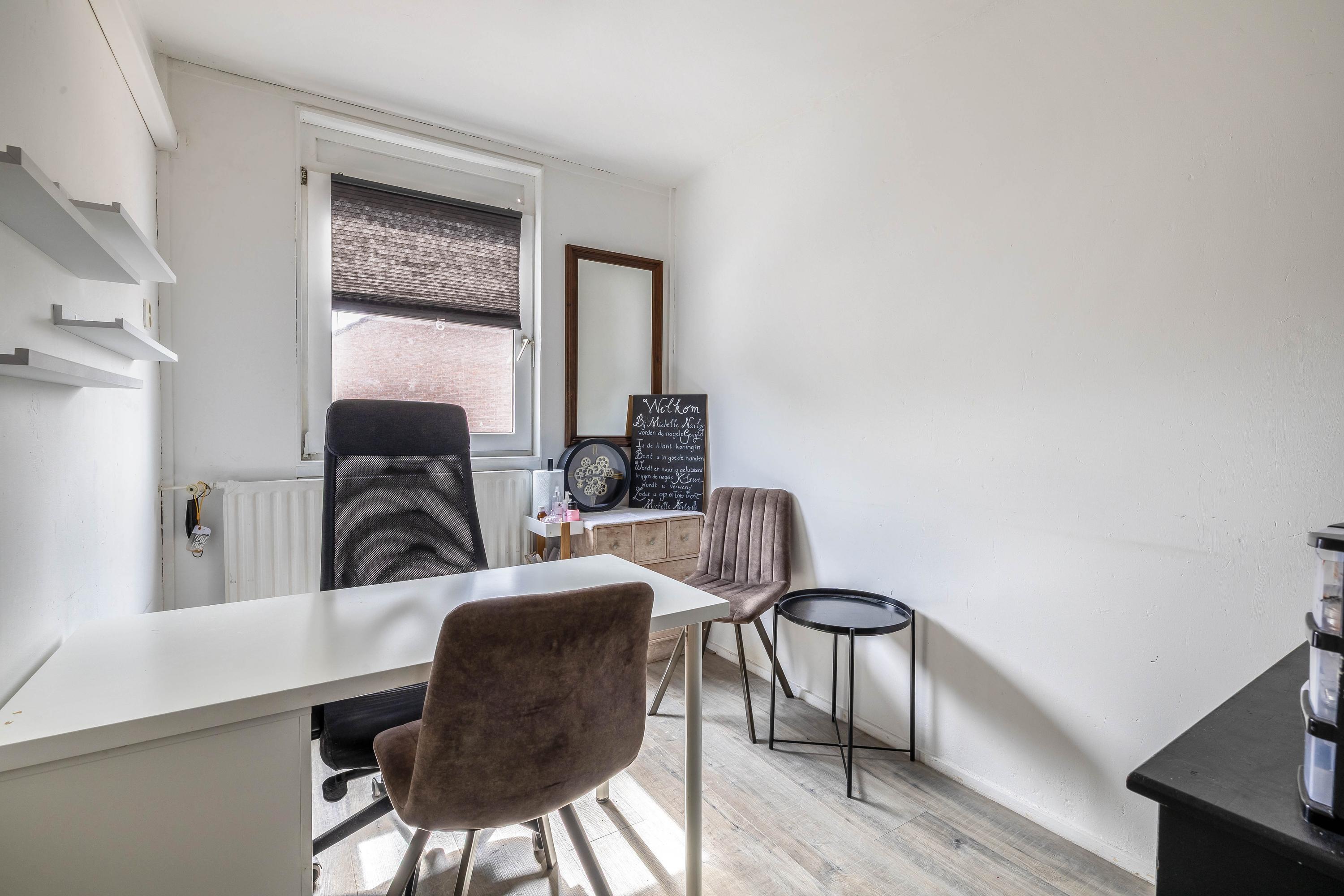 Tussenwoning te koop: Hugo de Grootstraat 142, Oude Pekela