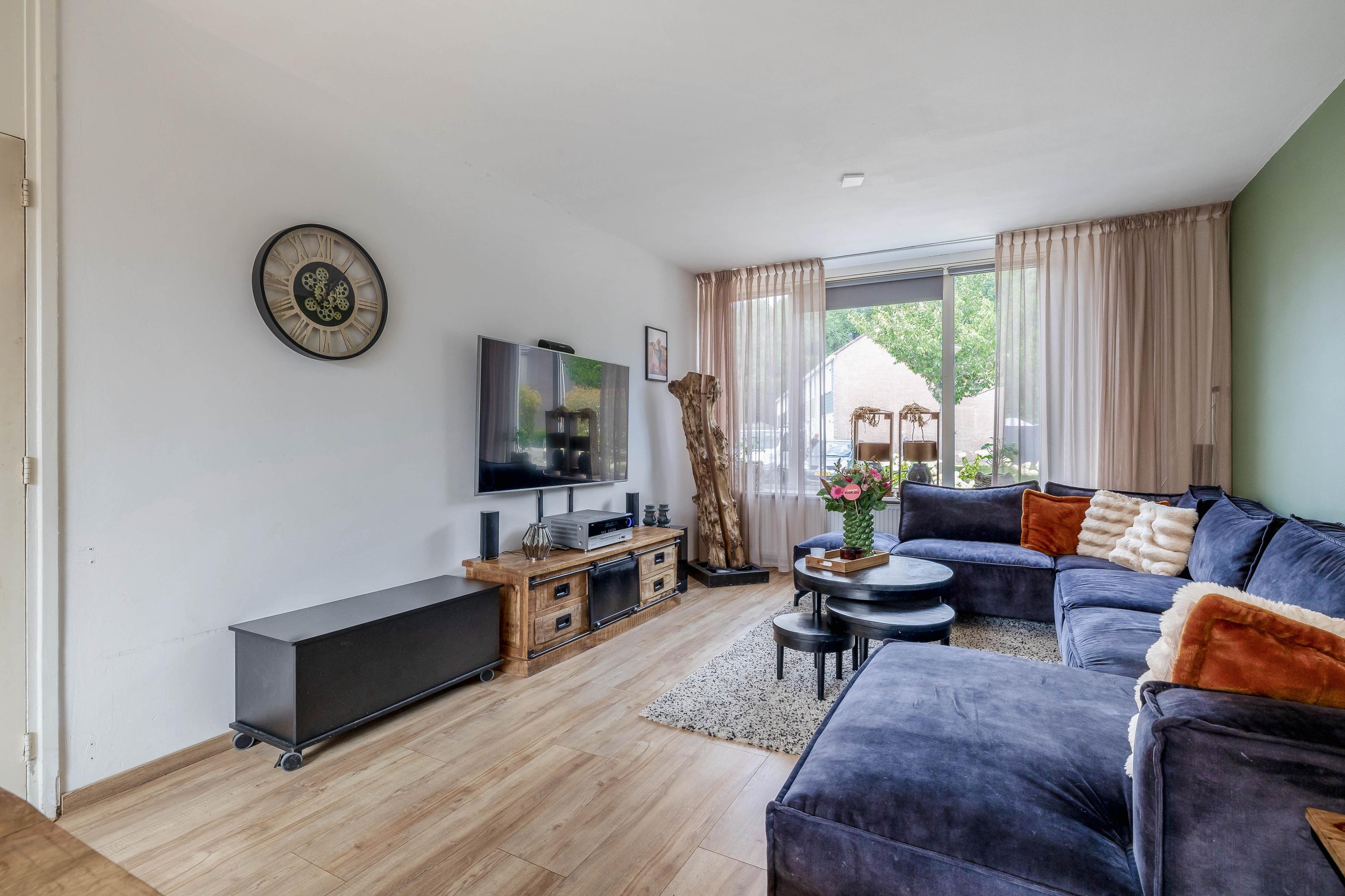 Tussenwoning te koop: Hugo de Grootstraat 142, Oude Pekela