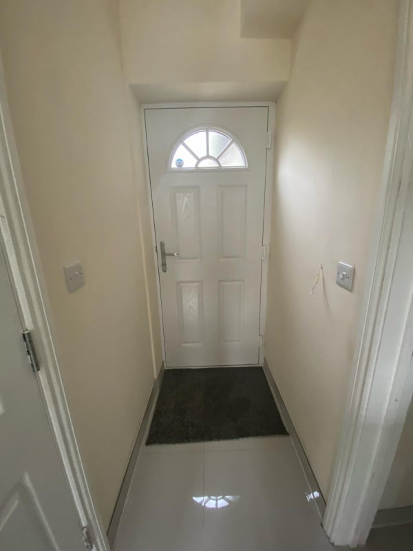 Flat Beckenham Hill Road in Greater London