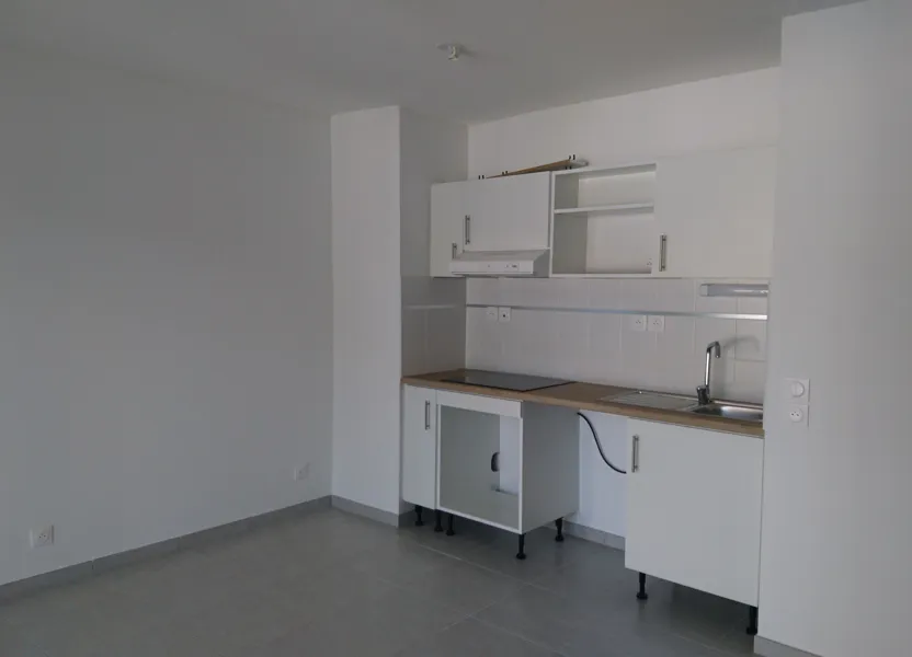 Flat Boulevard Jean Jacques Prat in Istres