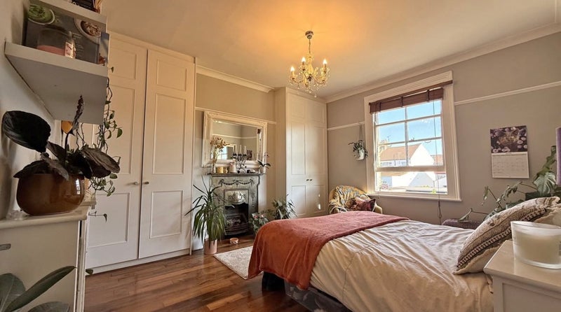 Room Maidstone Road in Greater London