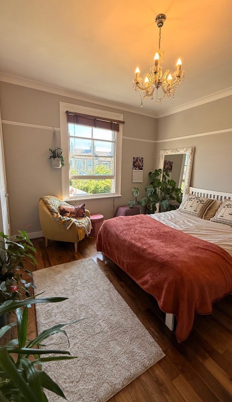 Room Maidstone Road in Greater London