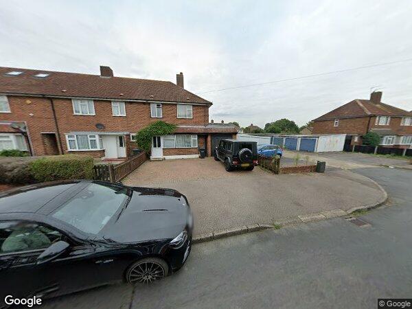House Greenwood Avenue in Broxbourne