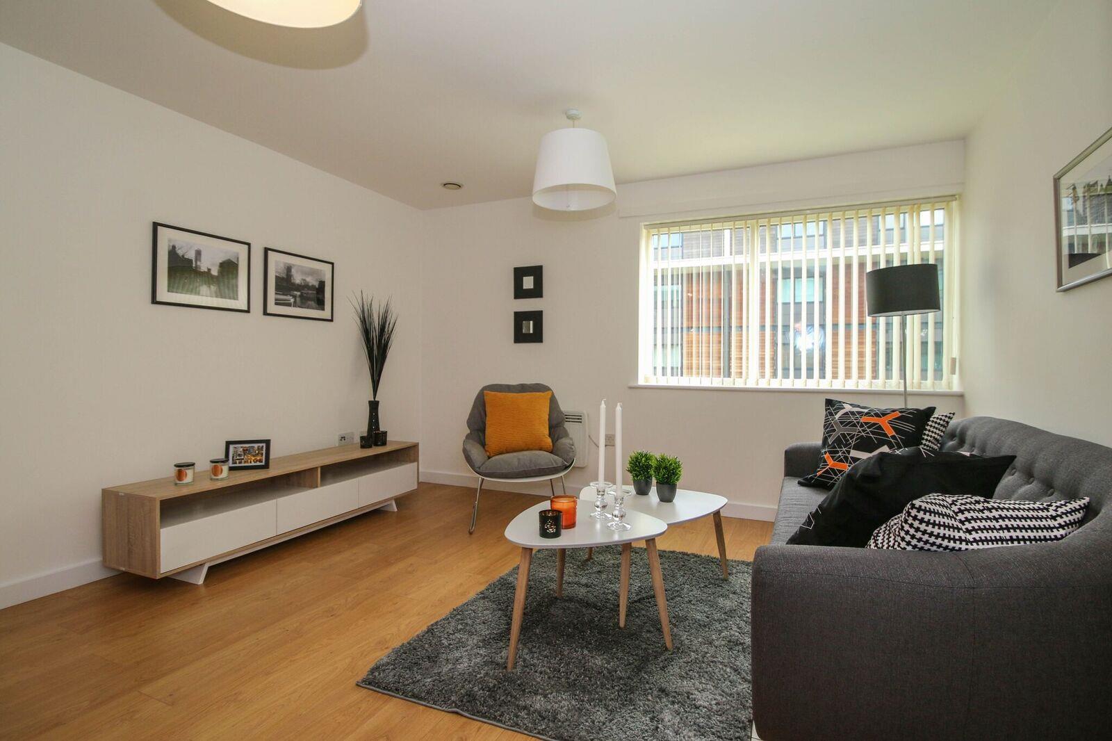 Flat Broadway in Salford