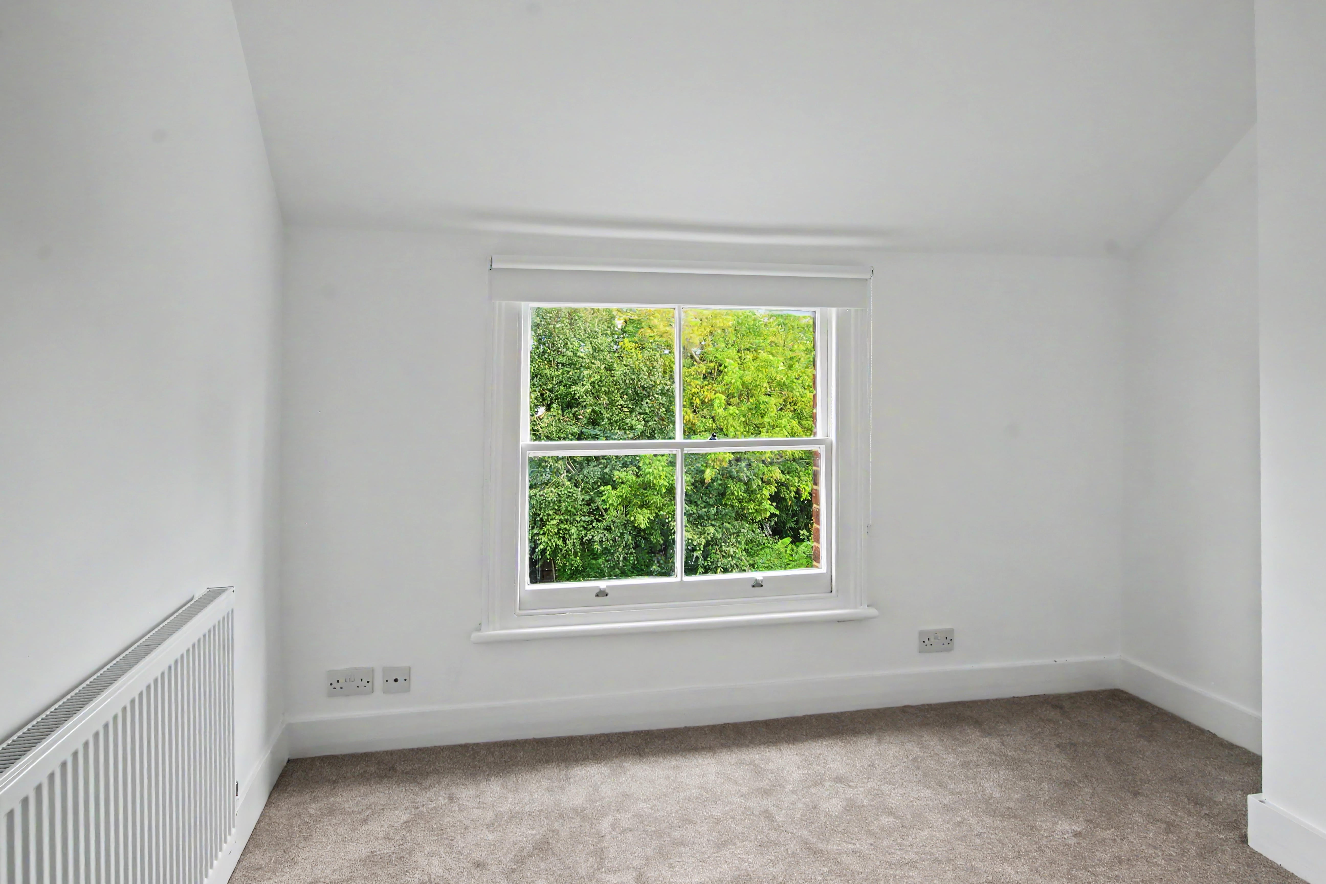 Flat Skardu Road in Greater London