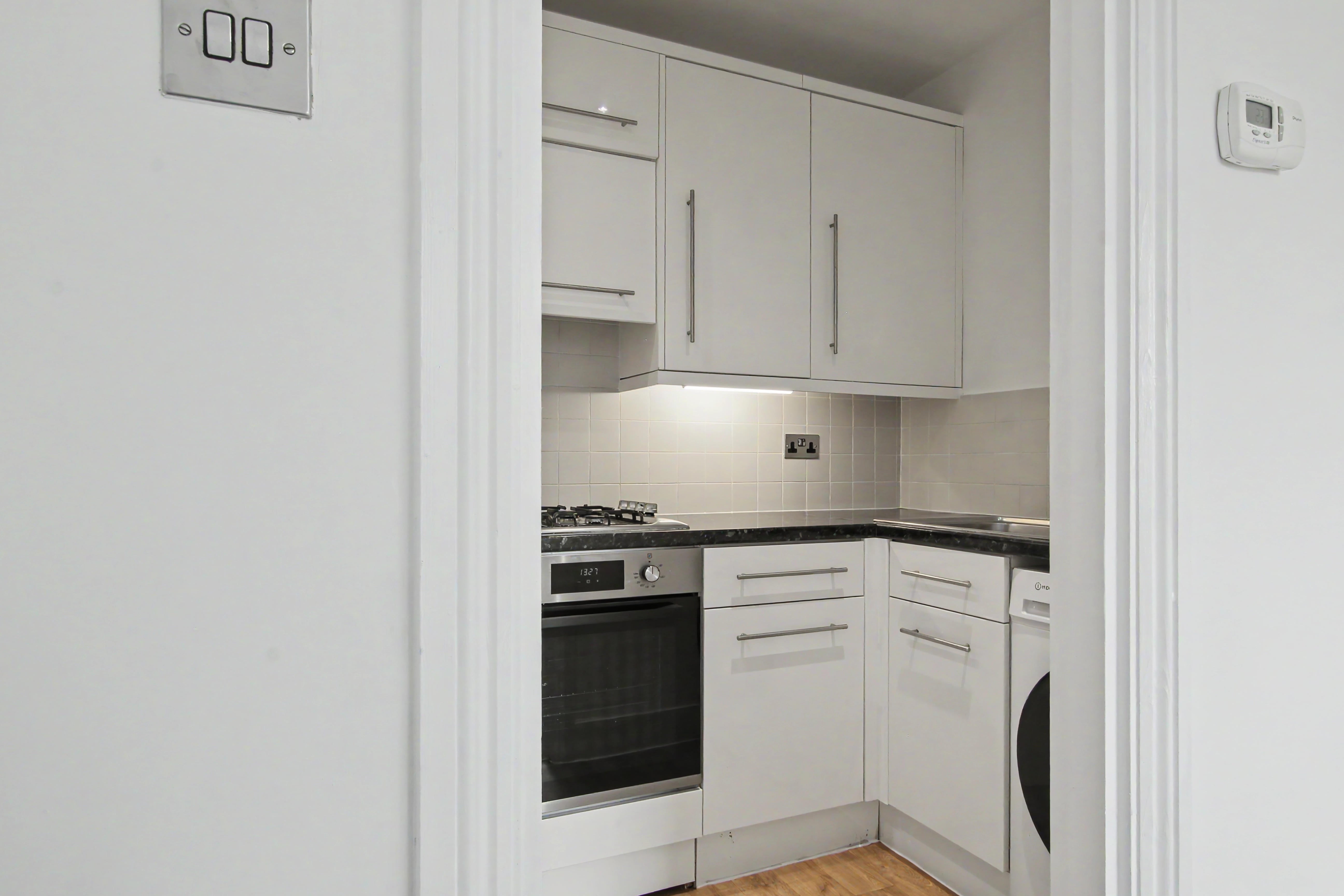 Flat Skardu Road in Greater London