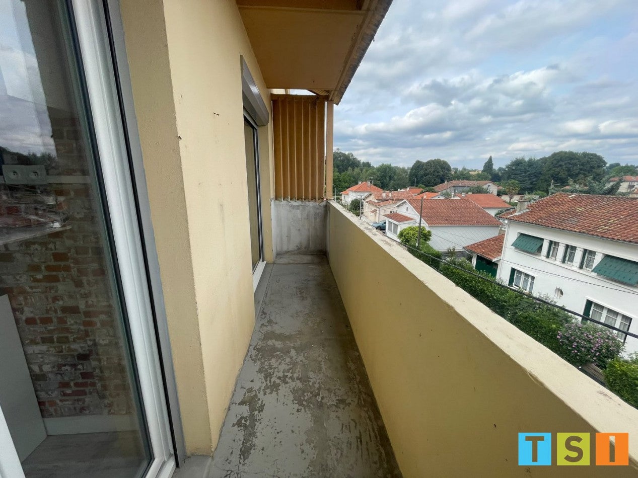 Appartement Rue des Sallières à Ausson