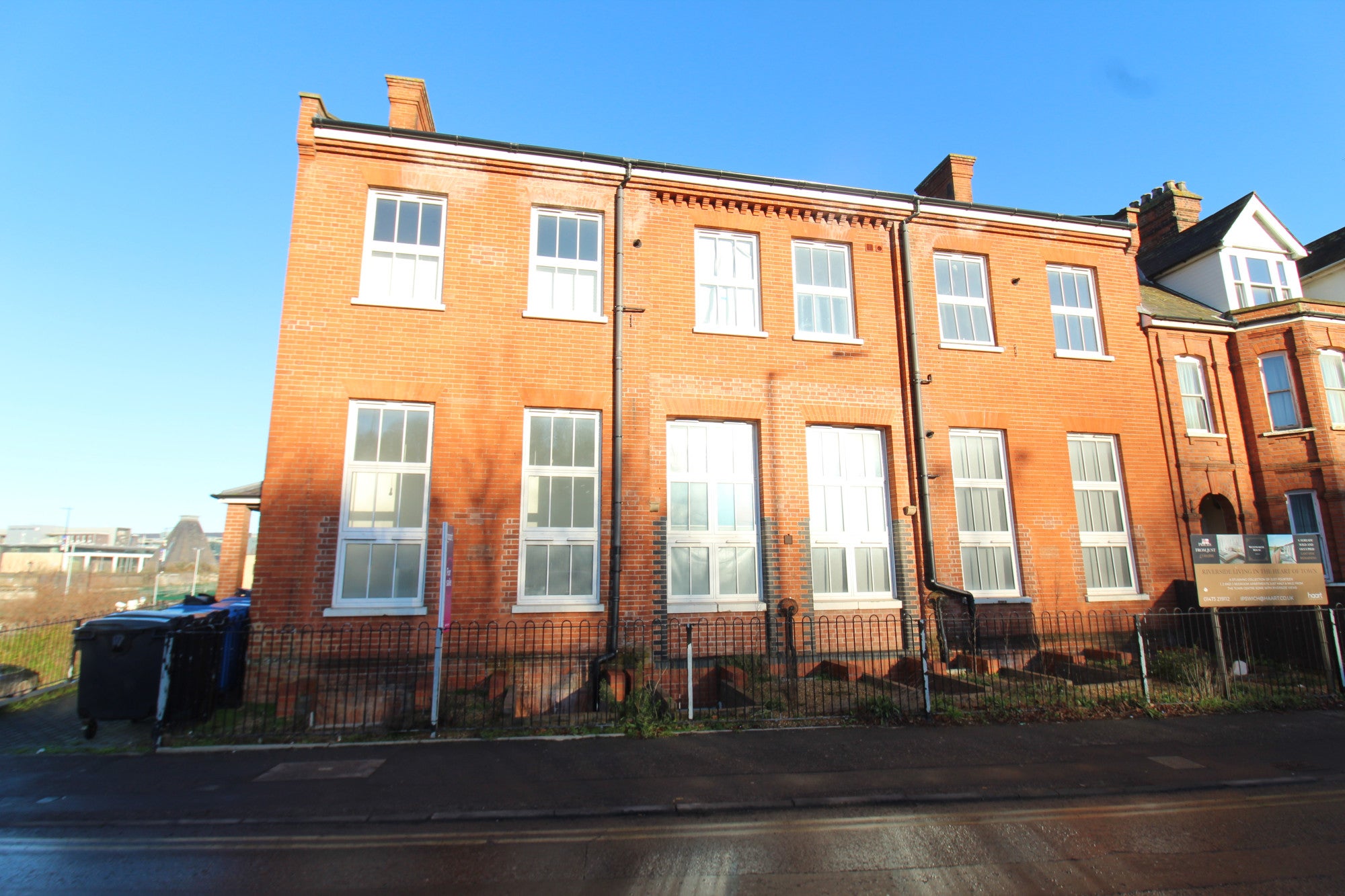 Flat Russell Road in Ipswich