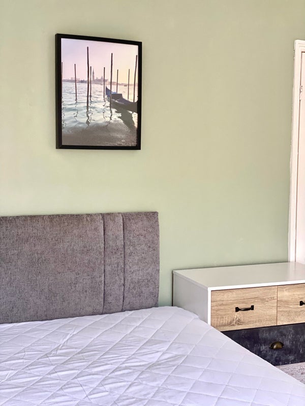 Room Grasmere Street in Leicester