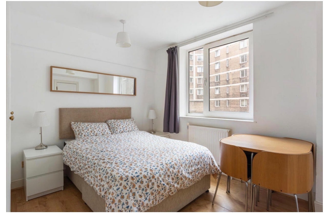 Flat Lucan Place in Greater London