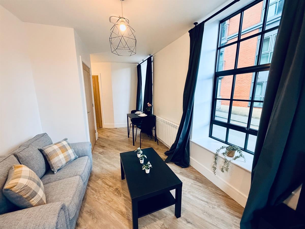 Flat Woolpack Lane in Nottingham