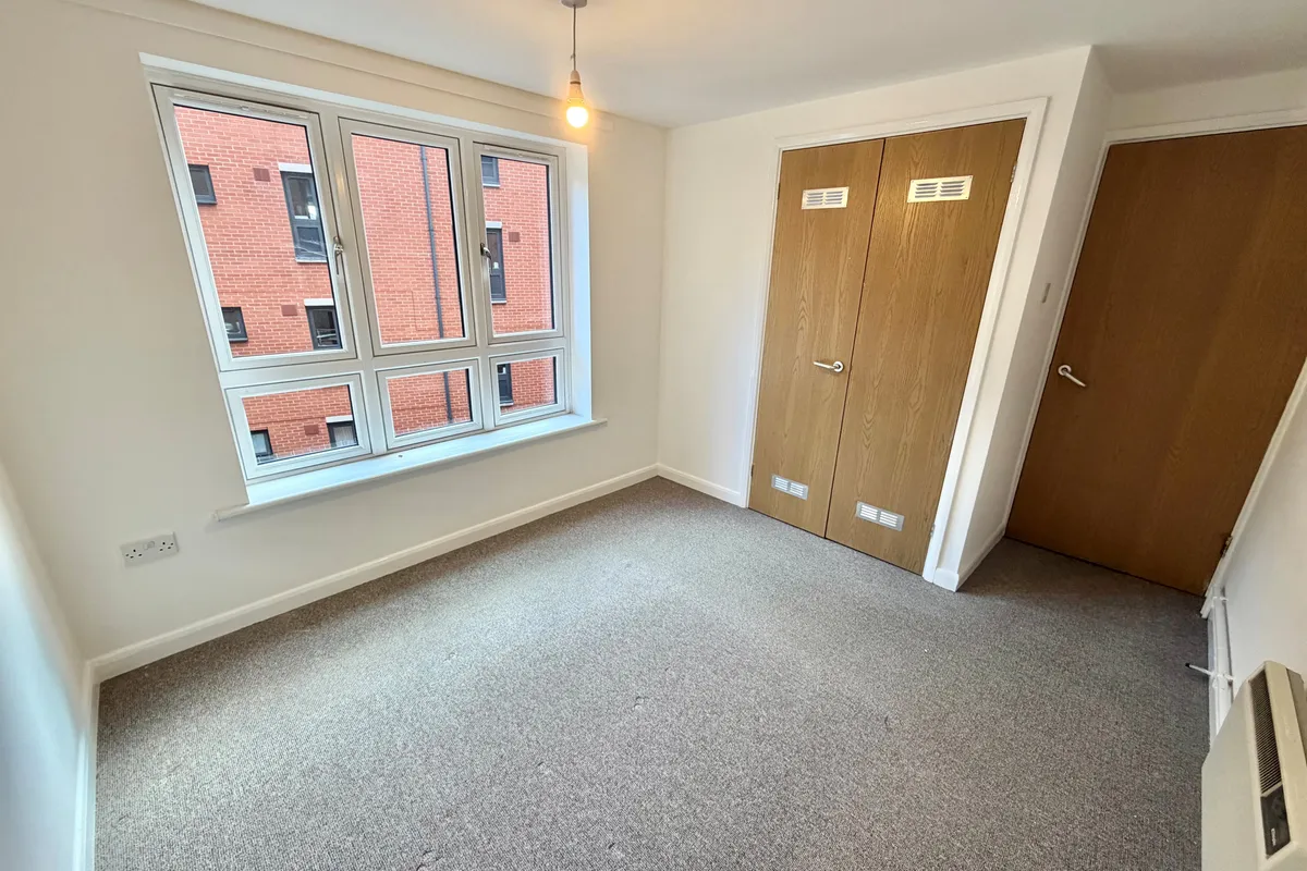 Flat Hollow Stone in Nottingham