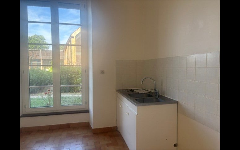 Appartement Rue de Verdun à Sainte-Sévère-sur-Indre