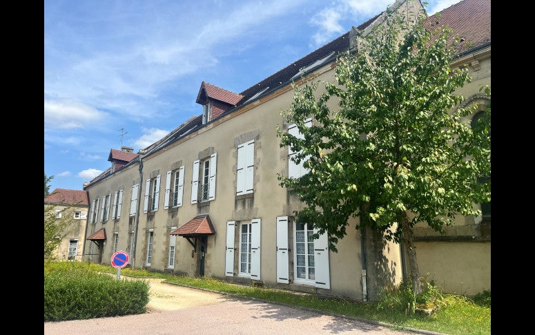 Appartement Rue de Verdun à Sainte-Sévère-sur-Indre