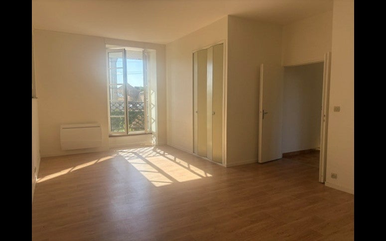 Appartement Rue de Verdun à Sainte-Sévère-sur-Indre