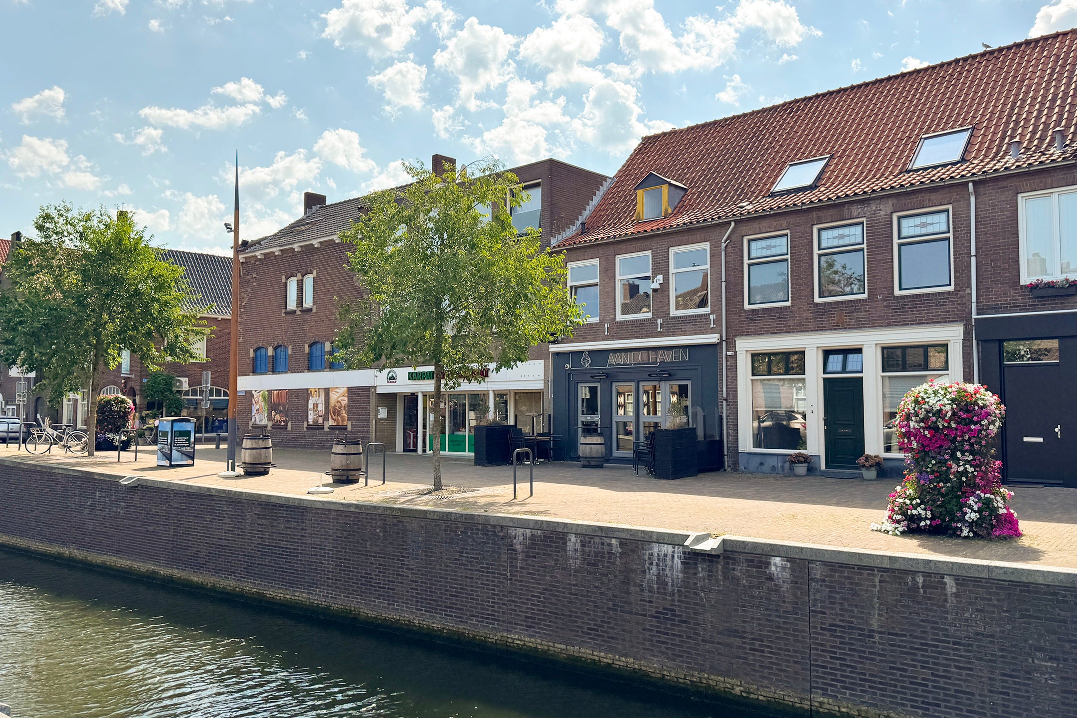 Tussenwoning te koop: Zuidhaven 49, Zevenbergen
