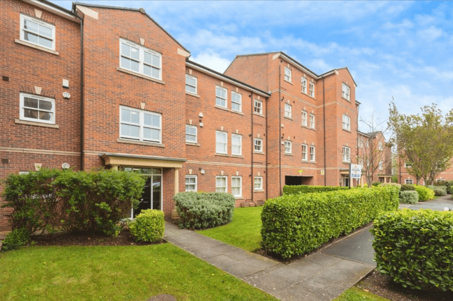 Flat Hatters Court in Stockport