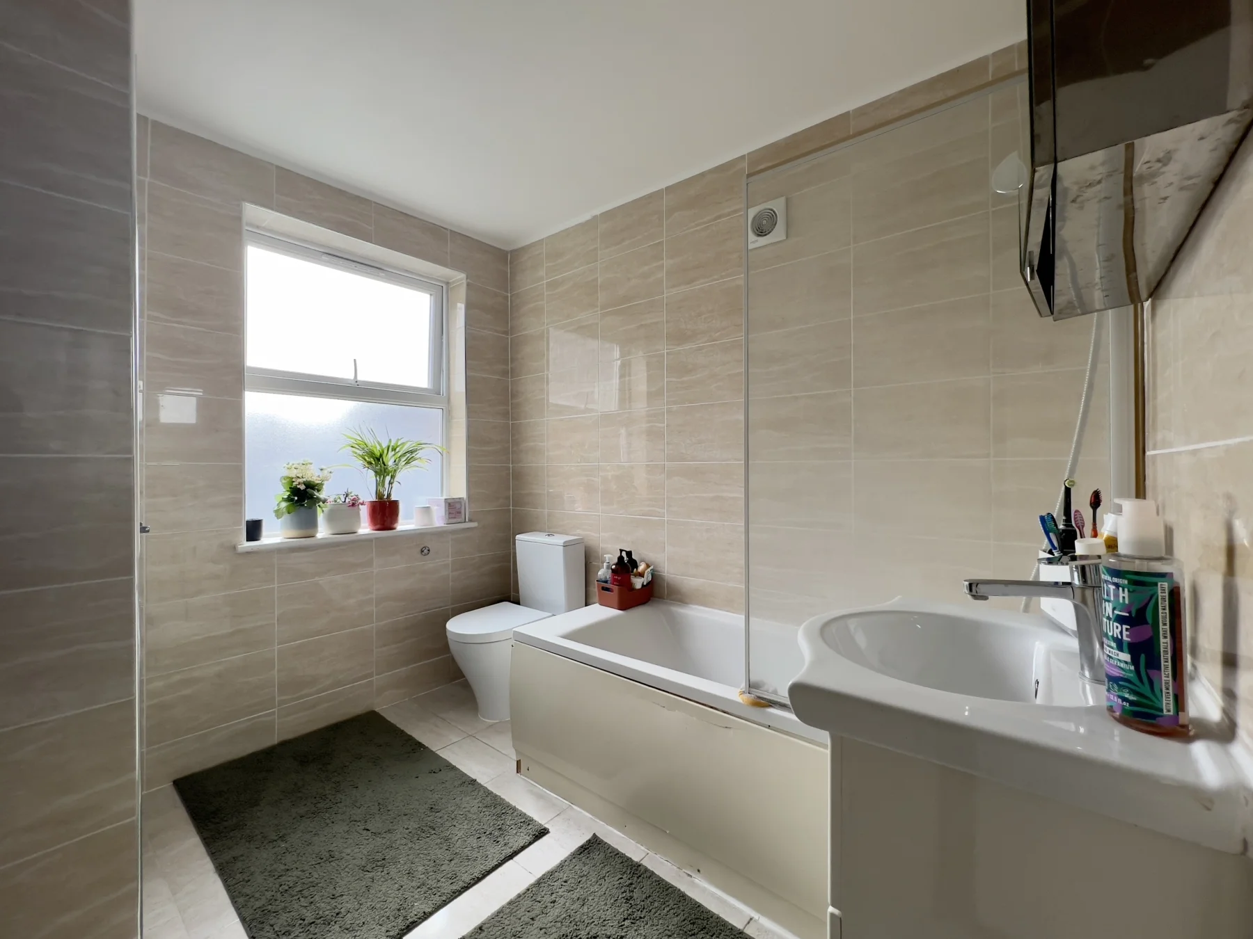 Flat Lewisham Way in Greater London