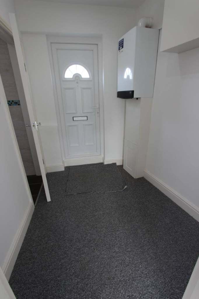 Flat Masons Avenue in Greater London