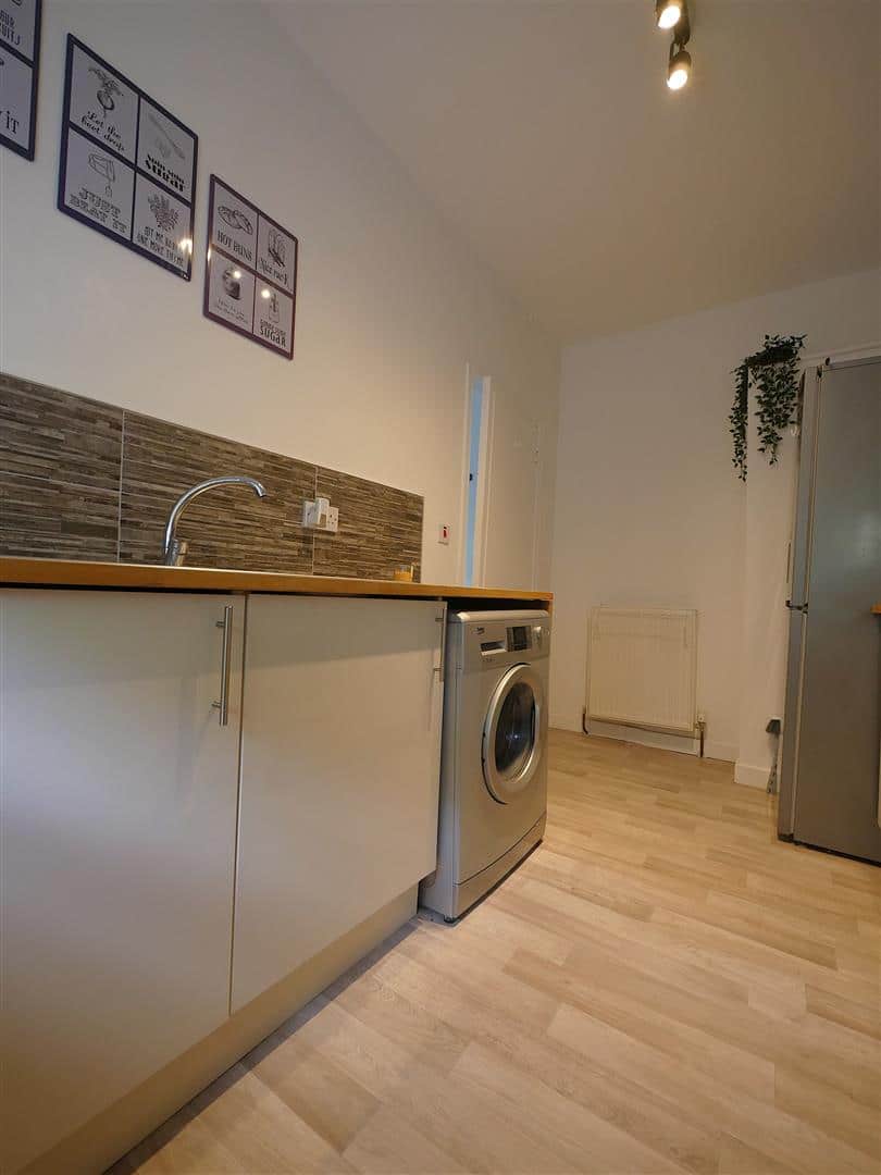 Flat Brassey Street in Glasgow
