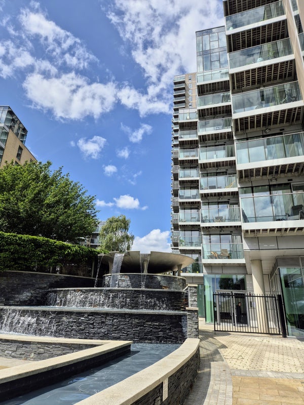 Flat Woodberry Grove in Greater London