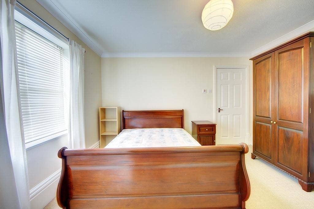 Flat Eslington Terrace in Newcastle upon Tyne