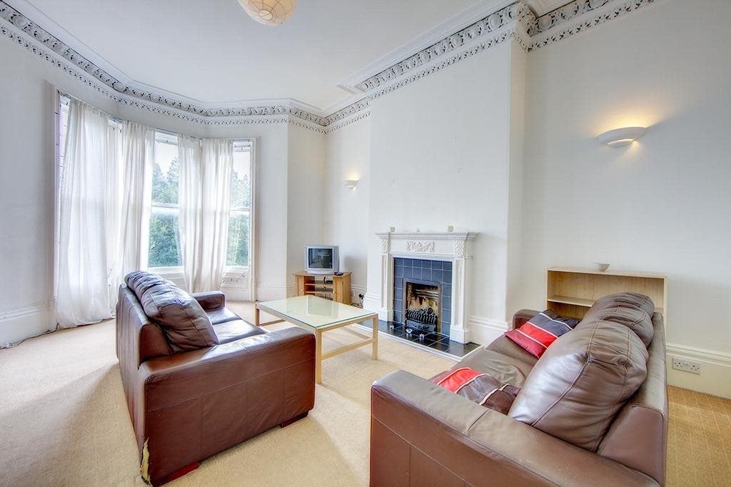 Flat Eslington Terrace in Newcastle upon Tyne