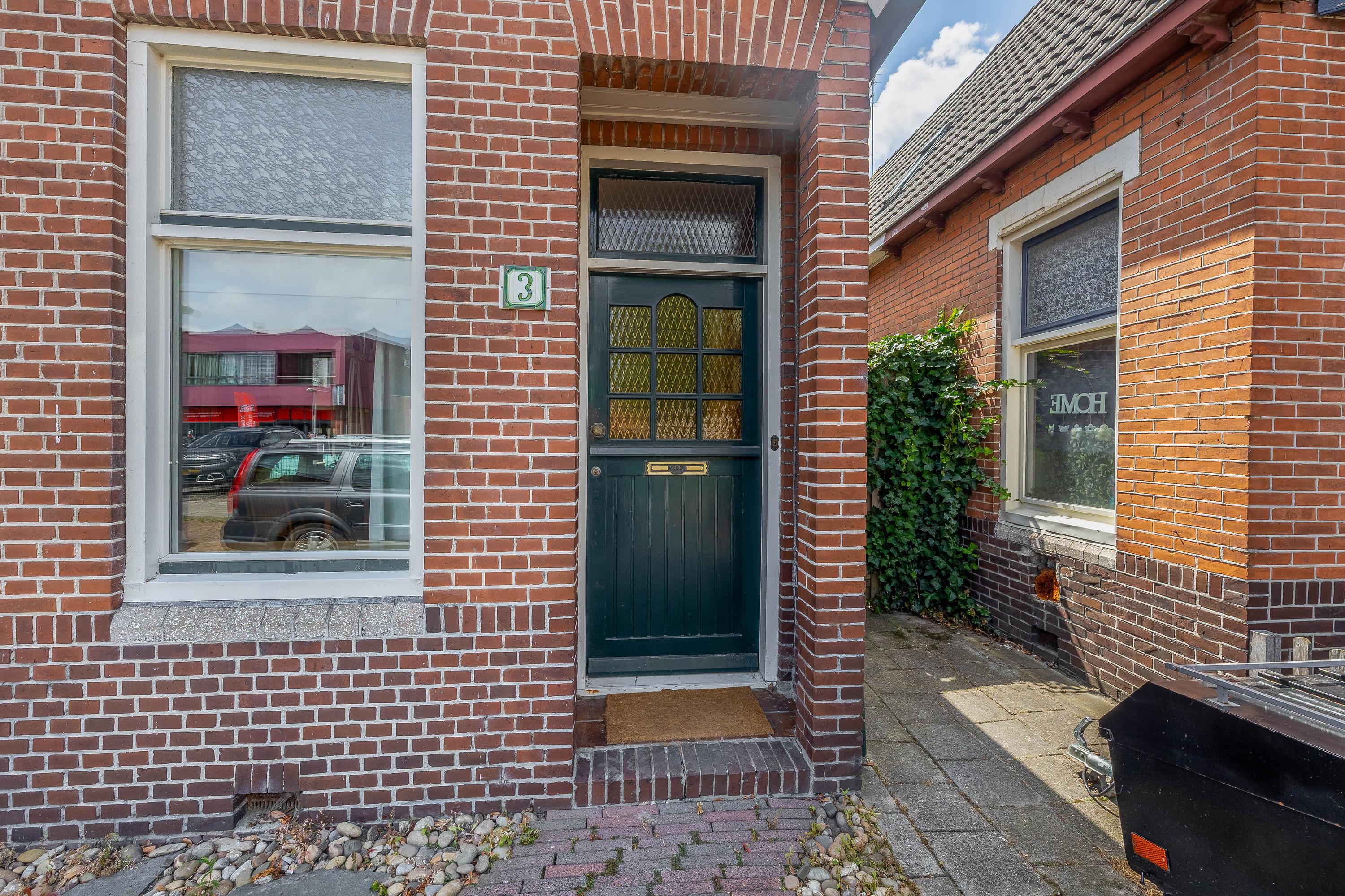 Vrijstaande woning te koop: Mr. A.J. de Sitterstraat 3, Winschoten