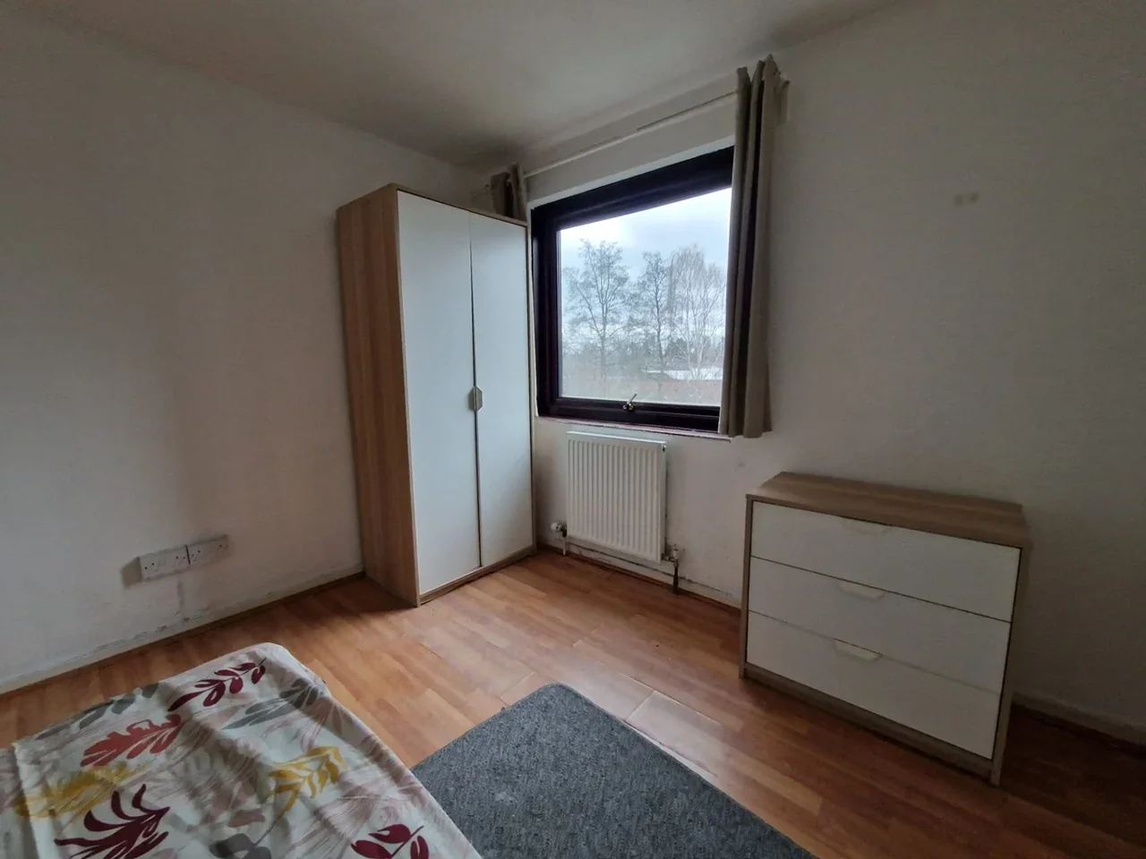 Room Carrol Close in Greater London